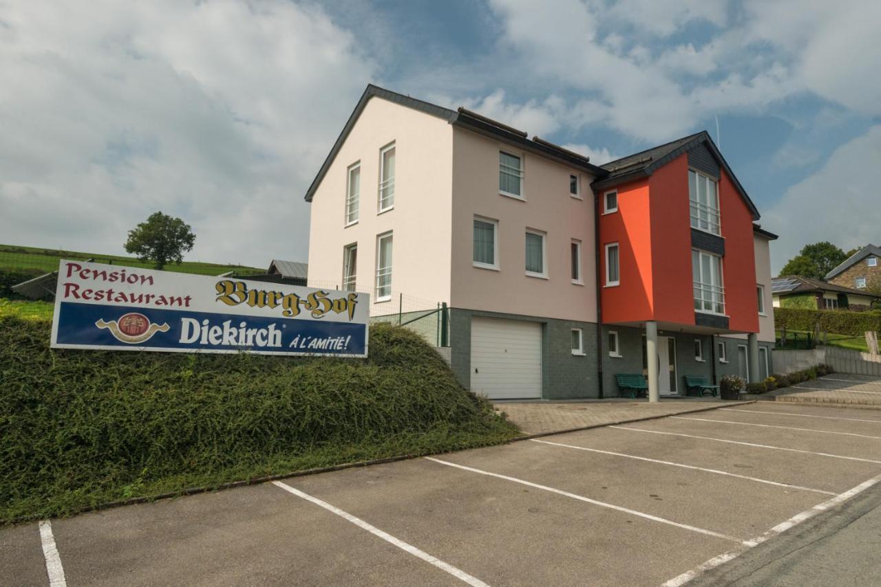 Hotel Burg Hof Exterior photo